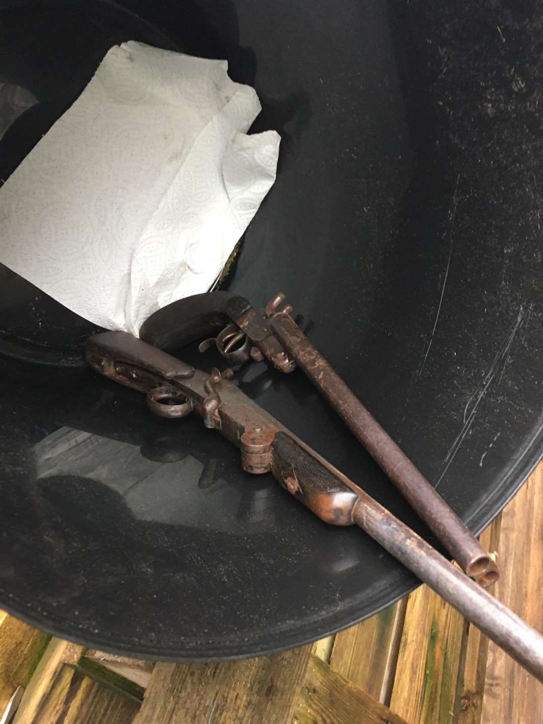 These firearms were recovered in the raid (24577194)