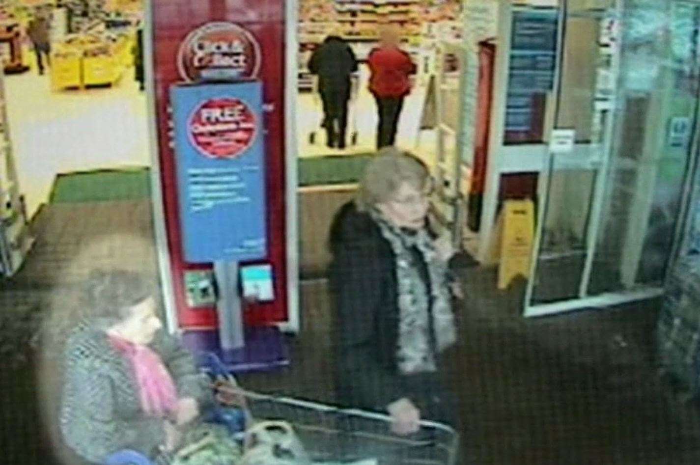 The last sighting of Una was on a shopping trip.