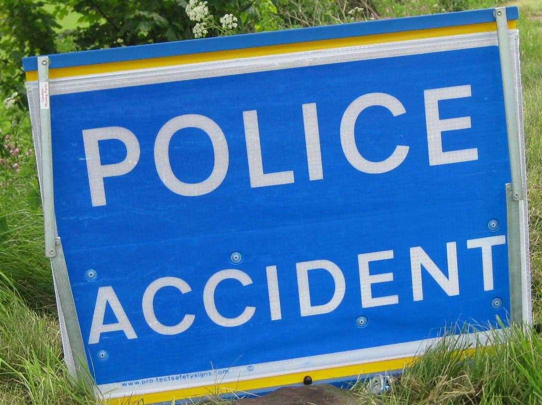 Part of the A142 is closed near Chatteris