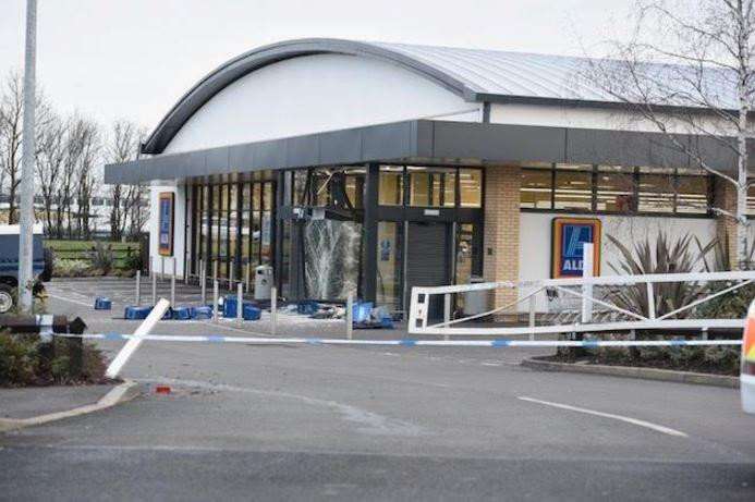 Thieves smashed their way into Aldi in Chatteris and stole the cash machine.