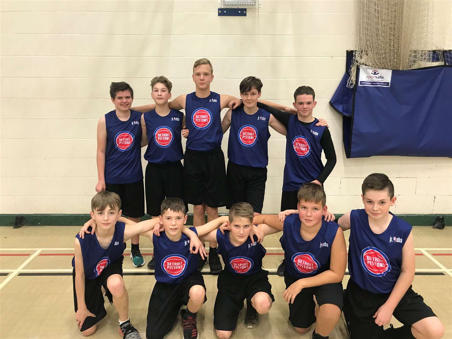 Year 8 basketball (8826563)