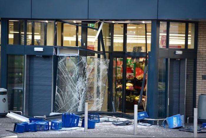 Thieves smashed their way into Aldi in Chatteris and stole the cash machine.