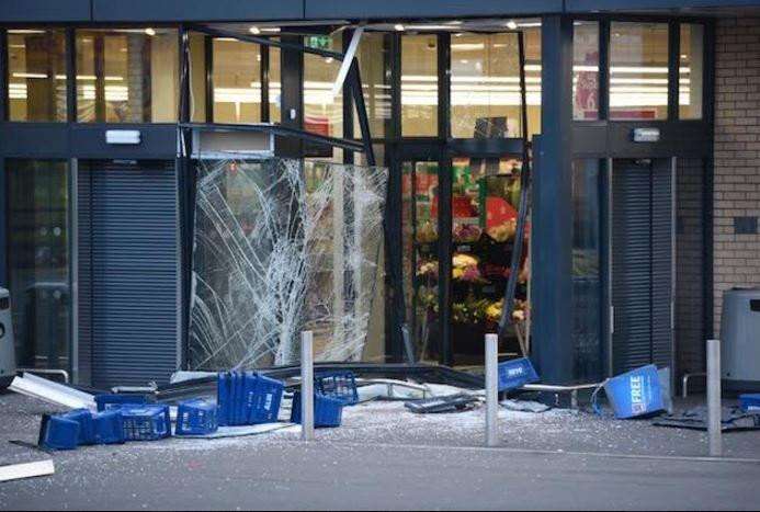 Thieves smashed their way into Aldi in Chatteris and stole the cash machine.
