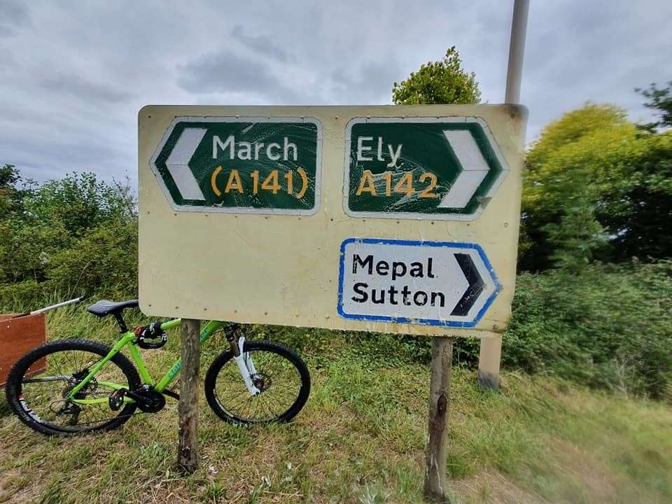 Joseph Beer, 15, has spent lockdown clearing areas in Chatteris that are overgrown and untidy, as well as cleaning road signs. (39931700)