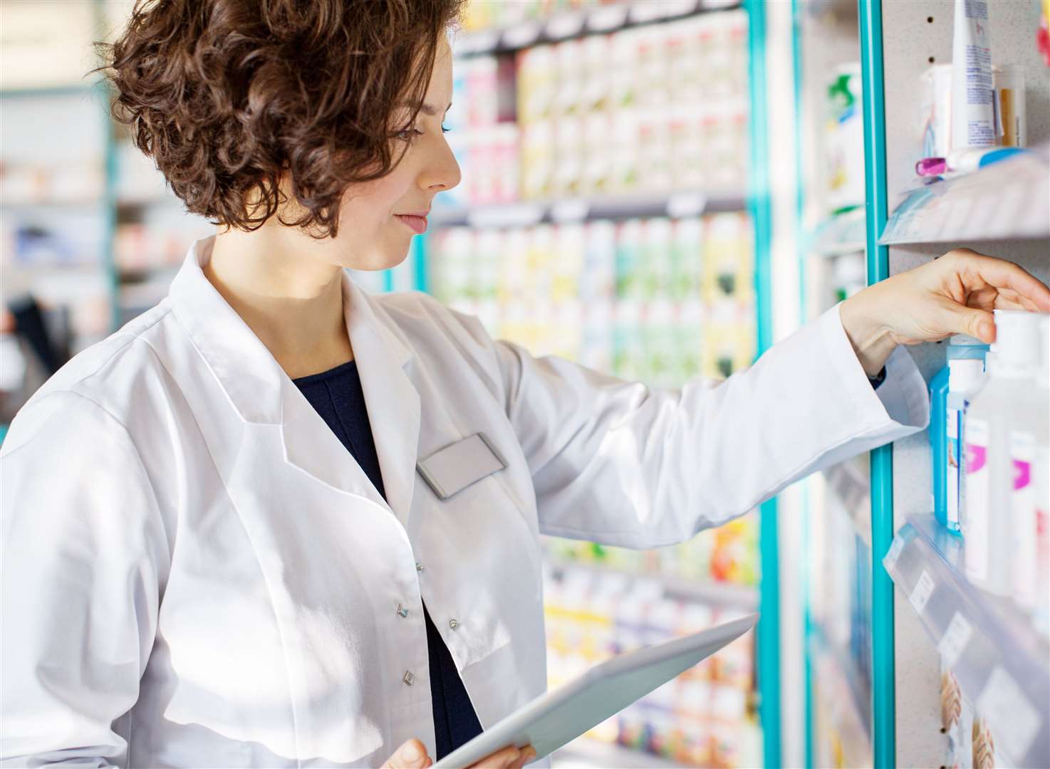 Pharmacists are undergoing training to be able to offer the pill. Image: iStock.