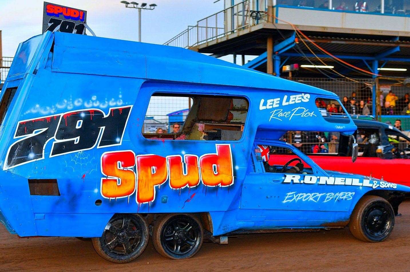 The unusual six-wheeled Jaguar Camper of 791 Nicky Young came close to giving Spud a third consecutive Supernatural Championship win. Picture: Jim Harrod