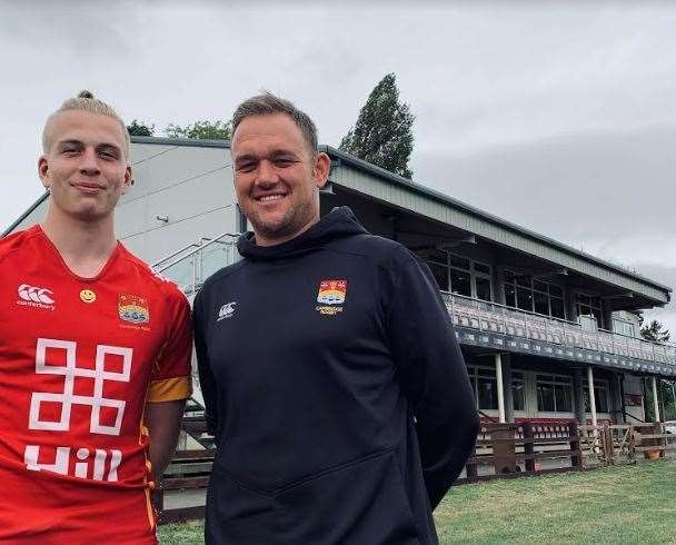 Rugby player Bryn Pughsley (left) and Simon Leader (right), rugby development officer at Cambridge Rugby Union Club. (16538302)