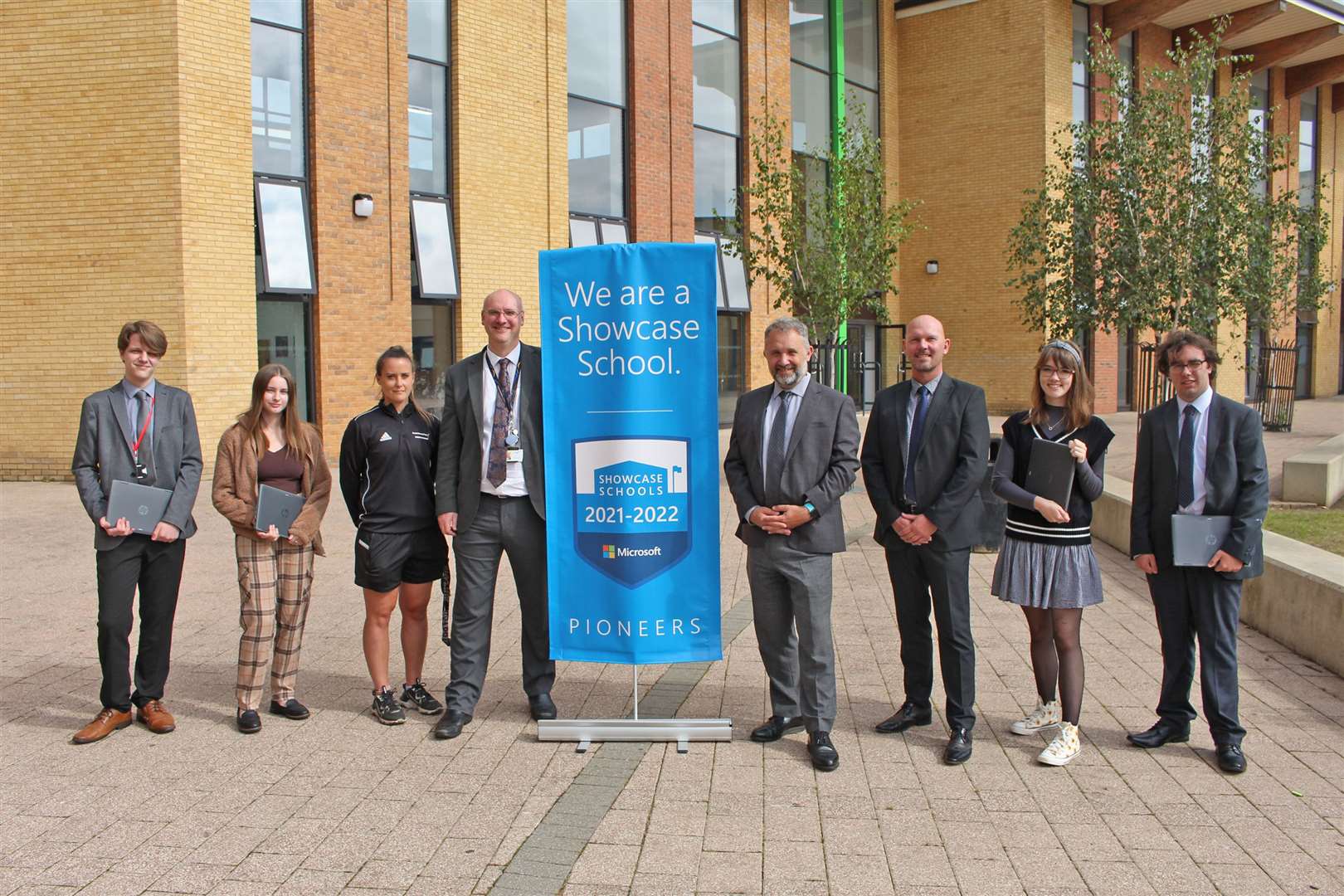 From left: Students Alex Bartram and Ellie-Shae Williams with Kirstie Smith (Head of Social Sciences and MIEE), Matt Dobbing (Senior Vice Principal and MIEE), Richard Scott (Principal), Dr Trevor Jones (Director of Digital Technology and MIEE), students Ellie Smith and Jj De-Freitas-Welsh. (51567899)