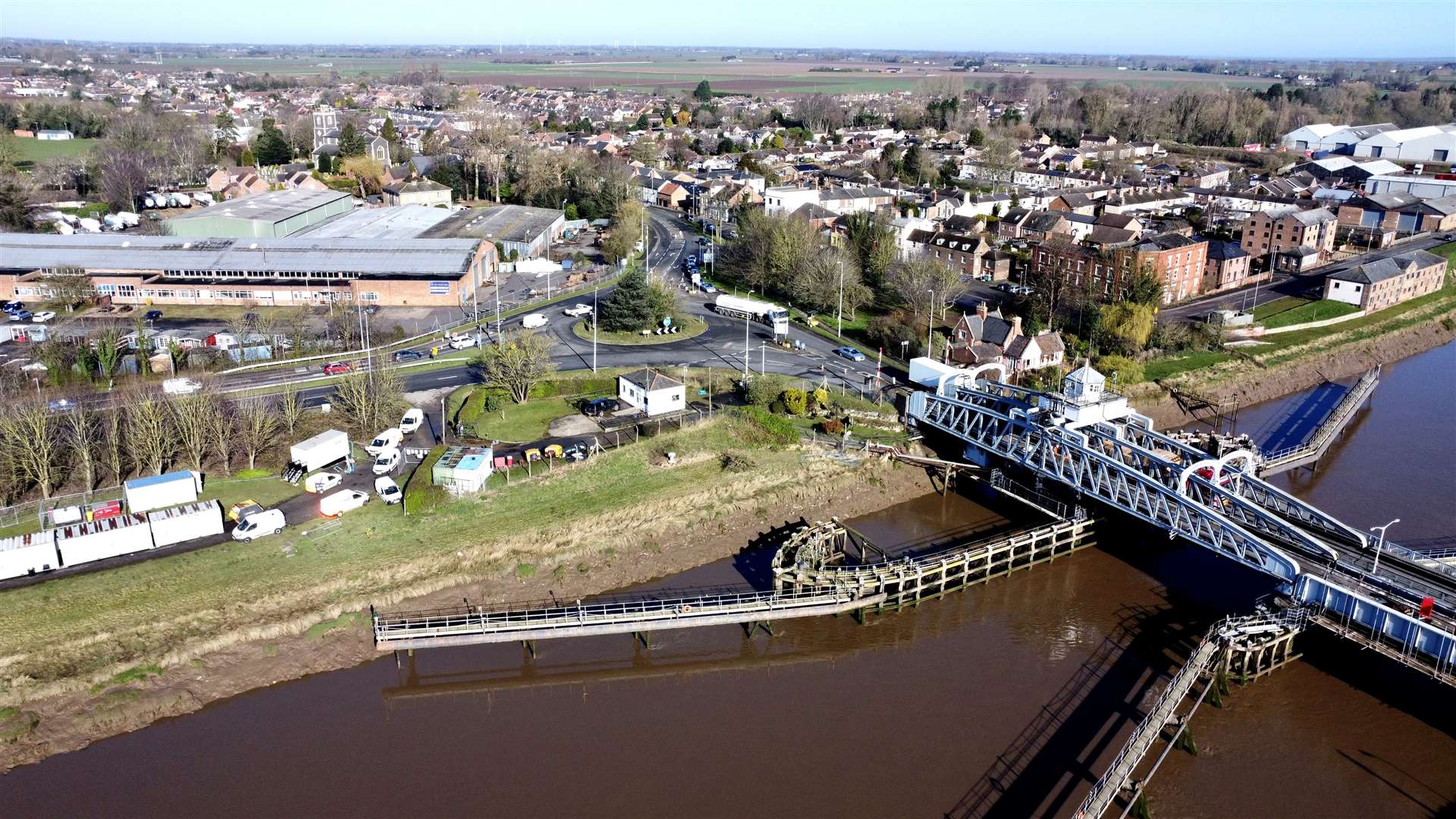 An aerial view of the Cross Keys bridge and the traffic building up