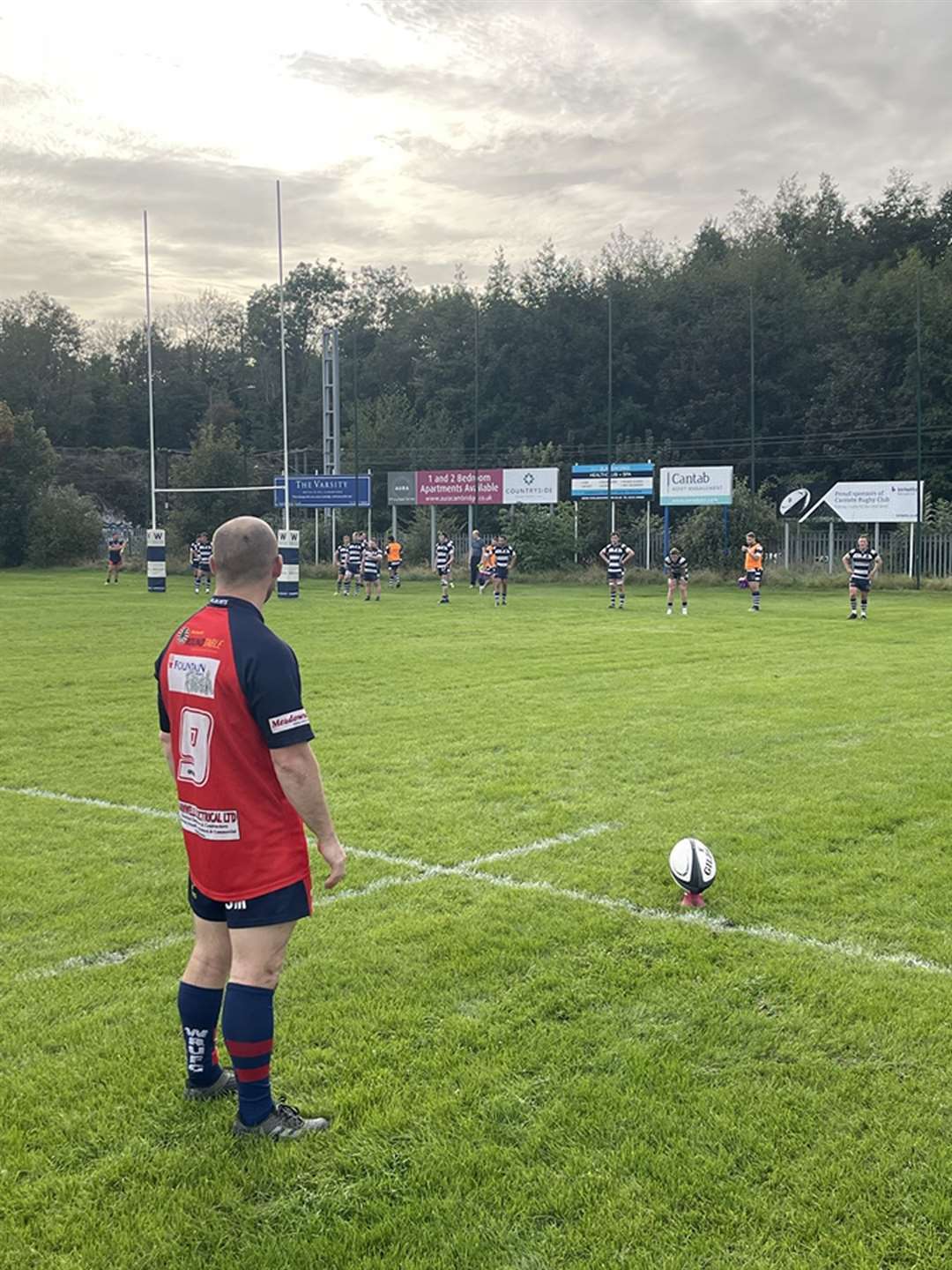 Skipper Jack Malkin lining up a conversion kick