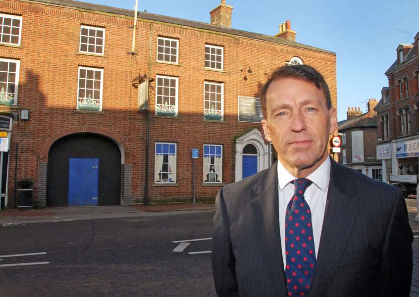 Jan Von Drazcek of Korvin Developments outside The Bull Hotel in Long Sutton. Photo by Tim Wilson. SG281014-304TW.