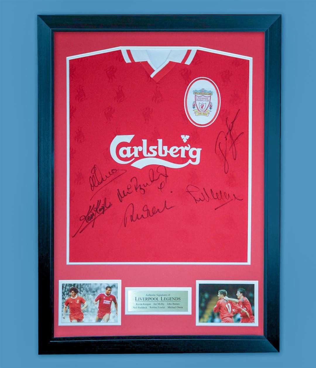 Liverpool shirt signed by team legends Kevin Keegan, Michael Owen and Steven Gerrard. (6744091)