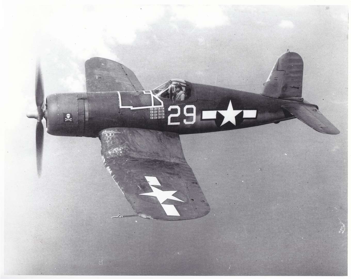 Harry March flew a Vought Corsair F-AU fighter planed for the US Navy during World War II (51694270)
