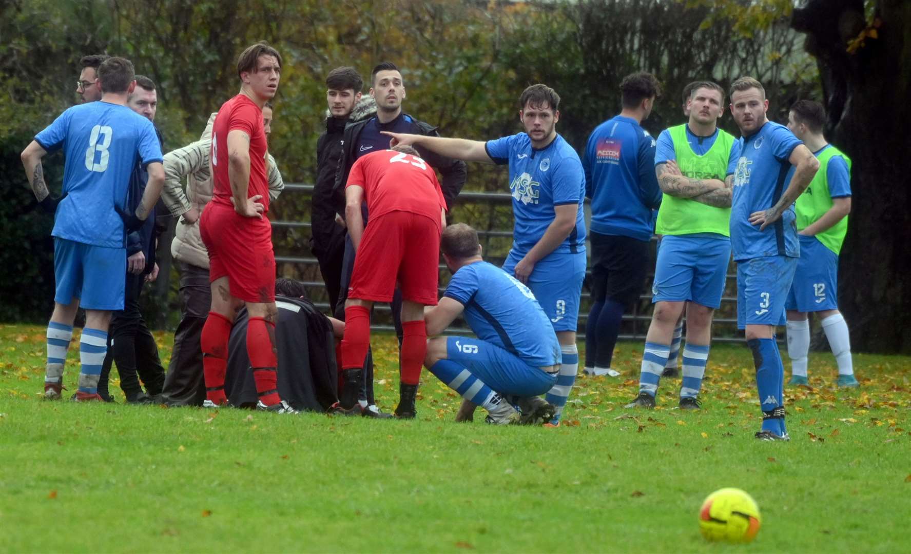 Upwell Town (red) v Outwell Swifts Reserves (blue)
