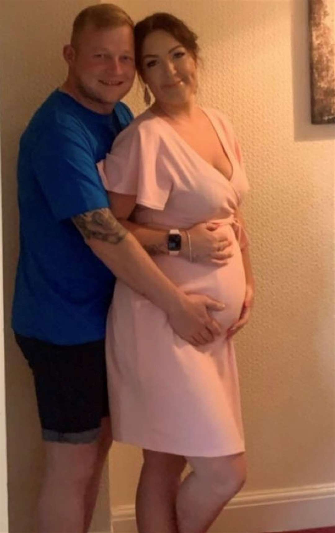 Kirsty and Ricky show off her baby bump.