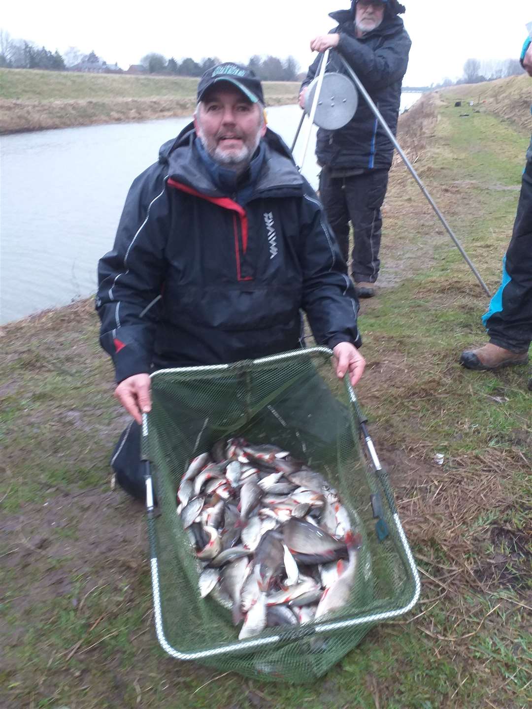 Tydd G AC Pete Emery and his Sunday catch 1.20. (27714383)