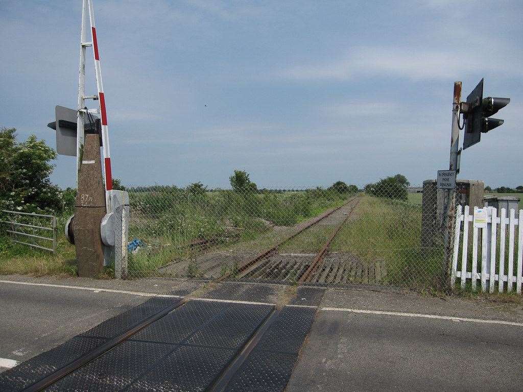 The B1101 crossing. Photo; Hugh Venables/Geograph Project. (54784322)