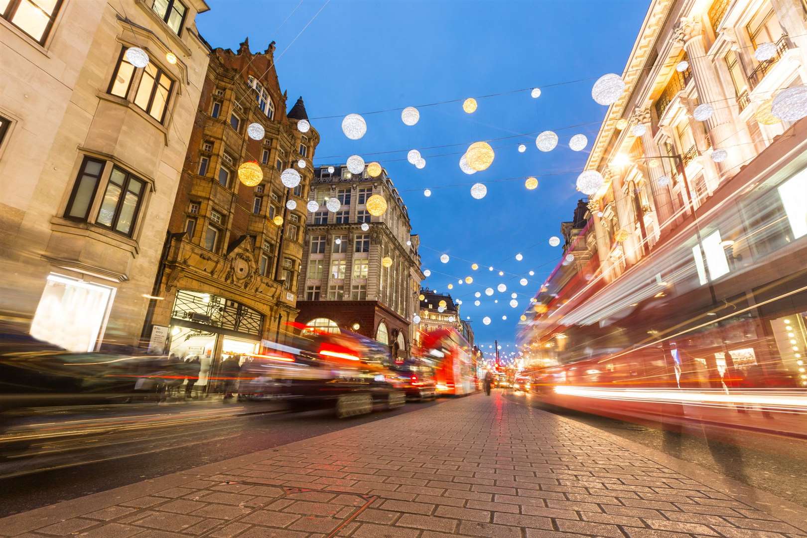 The AA is predicting a busy Christmas getaway on December 23 and 24