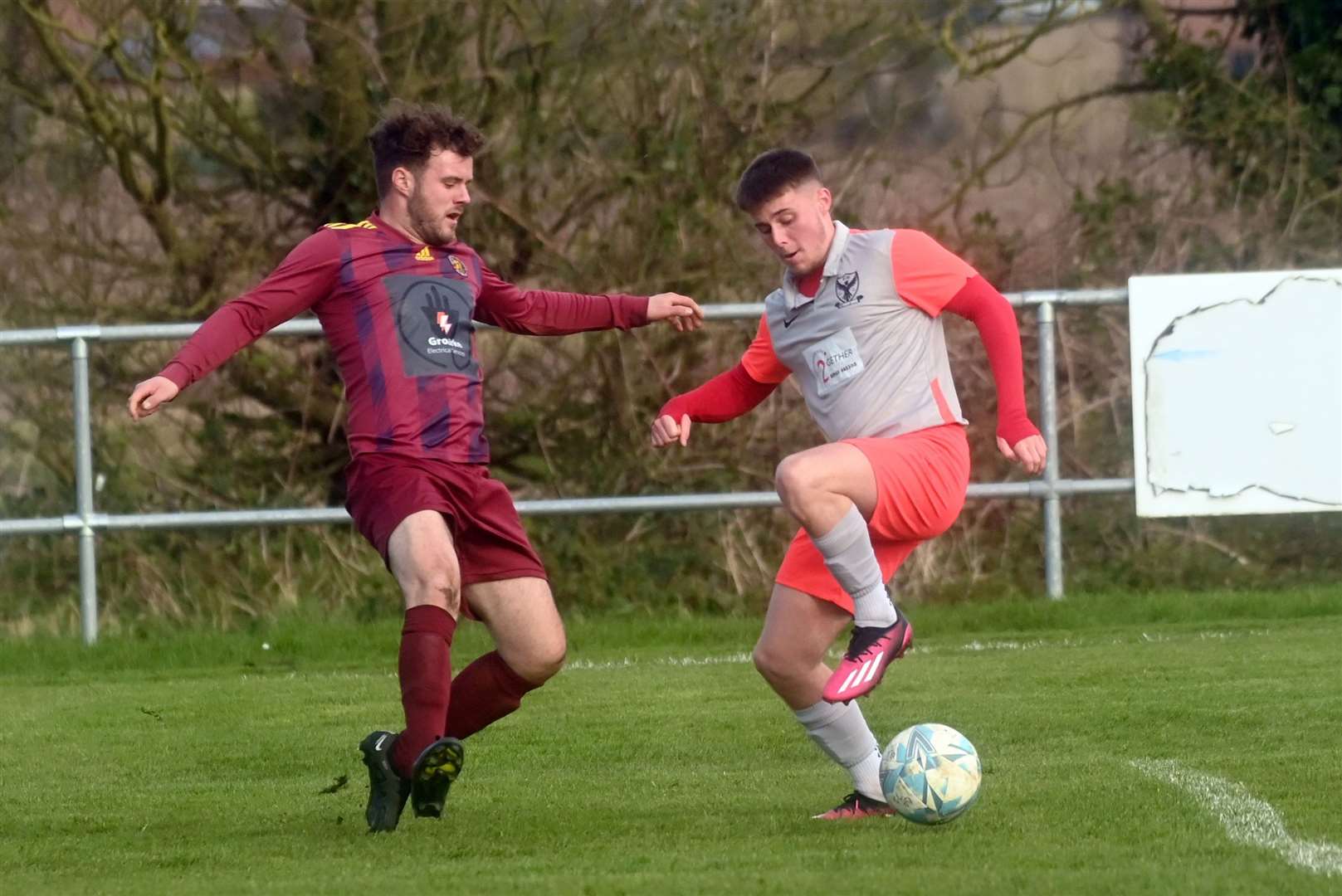 Parson Drove (Grey) v Dussindale & Hellesdon Rovers (Claret)