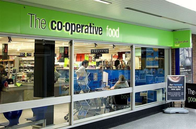 The Co-op invites the elderly to come in early (32298943)