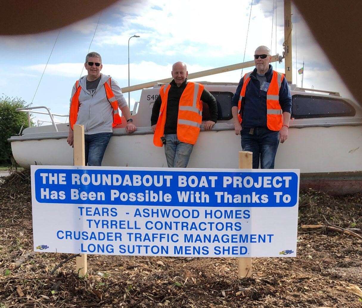 Sutton Bridge roundabout boat project - Coun Jack Tyrrell, Neil McAllister and Ian Canning