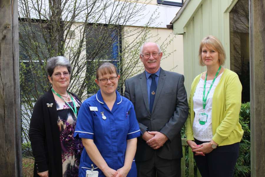 Alexis Mack, Macmillan, Emma Wren, Shouldham ward, Richard Ashby and Vicky Mitchell, Macmillan, at the QEH. ANL-160414-105445001
