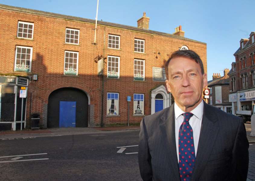 Jan Von Draczek of Korvin Developments outside The Bull Hotel, Long Sutton. Photo by Tim Wilson. SG281014-303TW. ANL-141028-115745001
