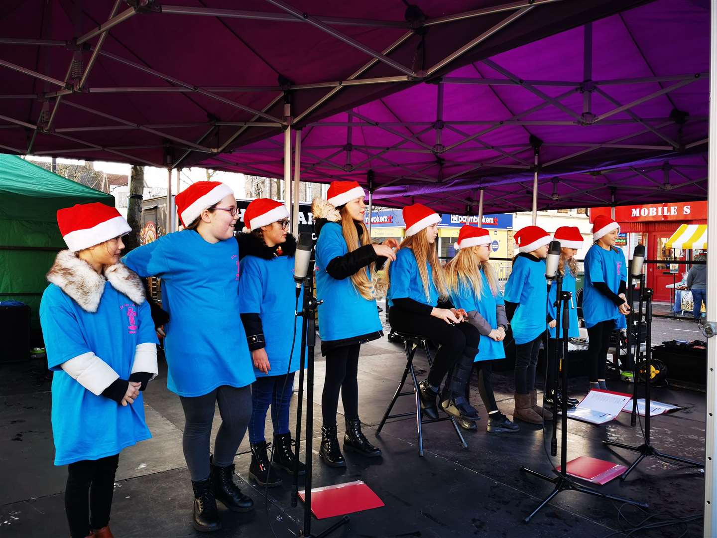 Members of St Peter's School Glee Club opened the Wisbech Christmas Fayre. (24362028)