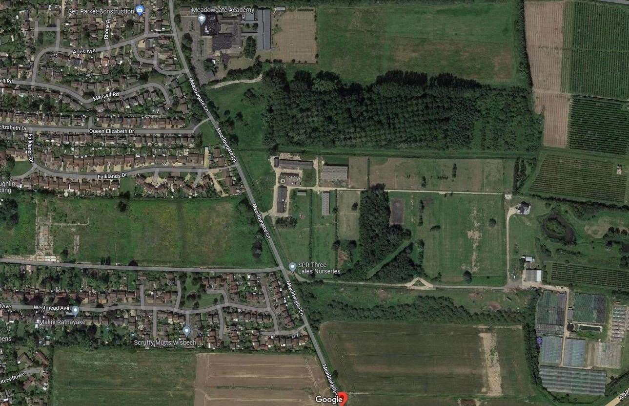 A planning inspector has rejected an appeal to build homes on a former college equestrian site. (60894657)
