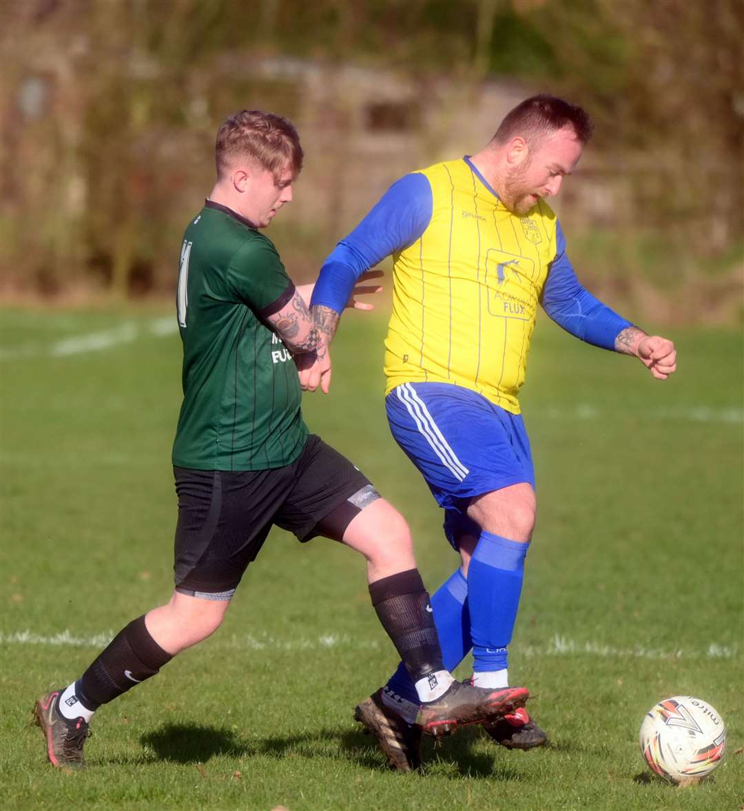Marshland Saints Reserves (Green) v Gayton United (Yellow)