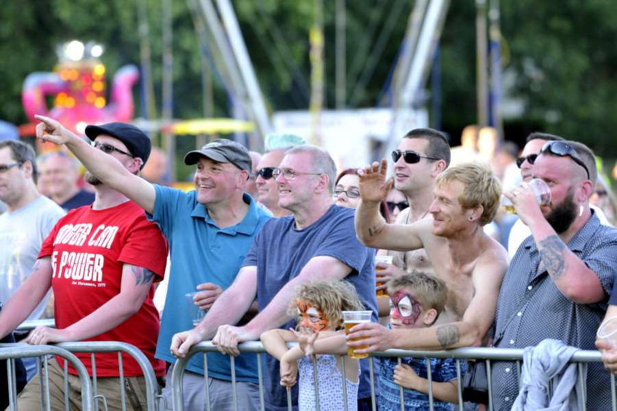Wisbech Rock Festival'Eddie and the Hotrods ANL-160708-210535009