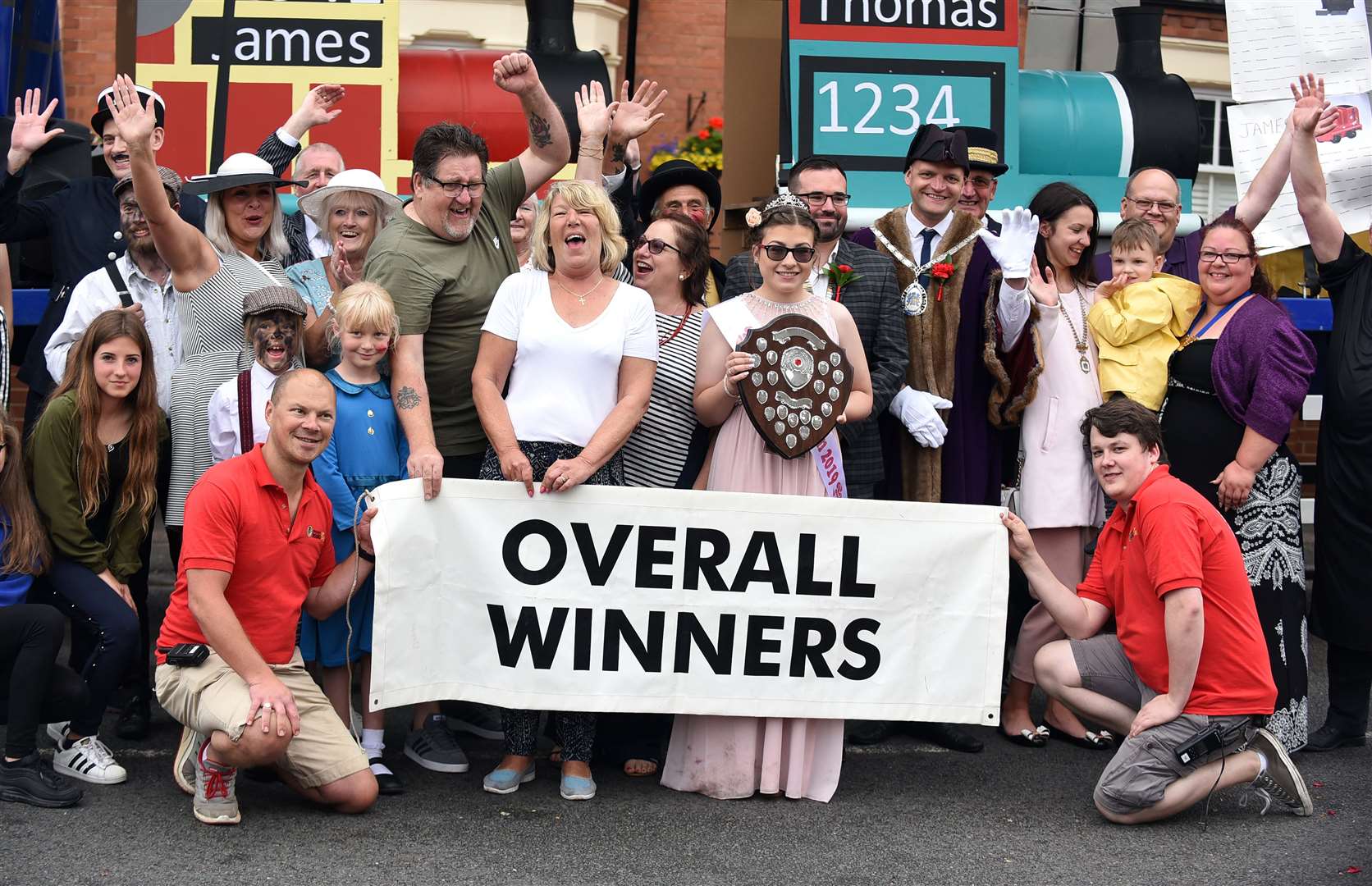 Rose Fair ..Overall Winners. (13504256)