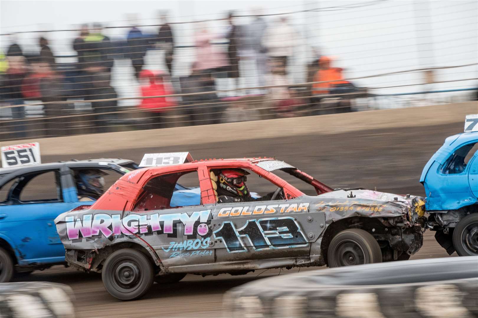 113 Dan Wright – along with brother Brad – excels at these types of National Bangers and Wright will be in action in two classes on Saturday as he competes in both the 1600 and 2L classes. Picture Kim McPherson