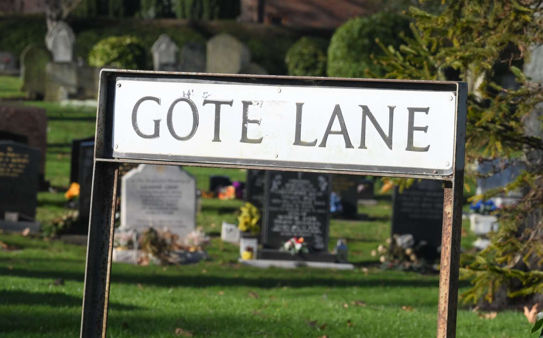 The accident happened on Gote Lane
