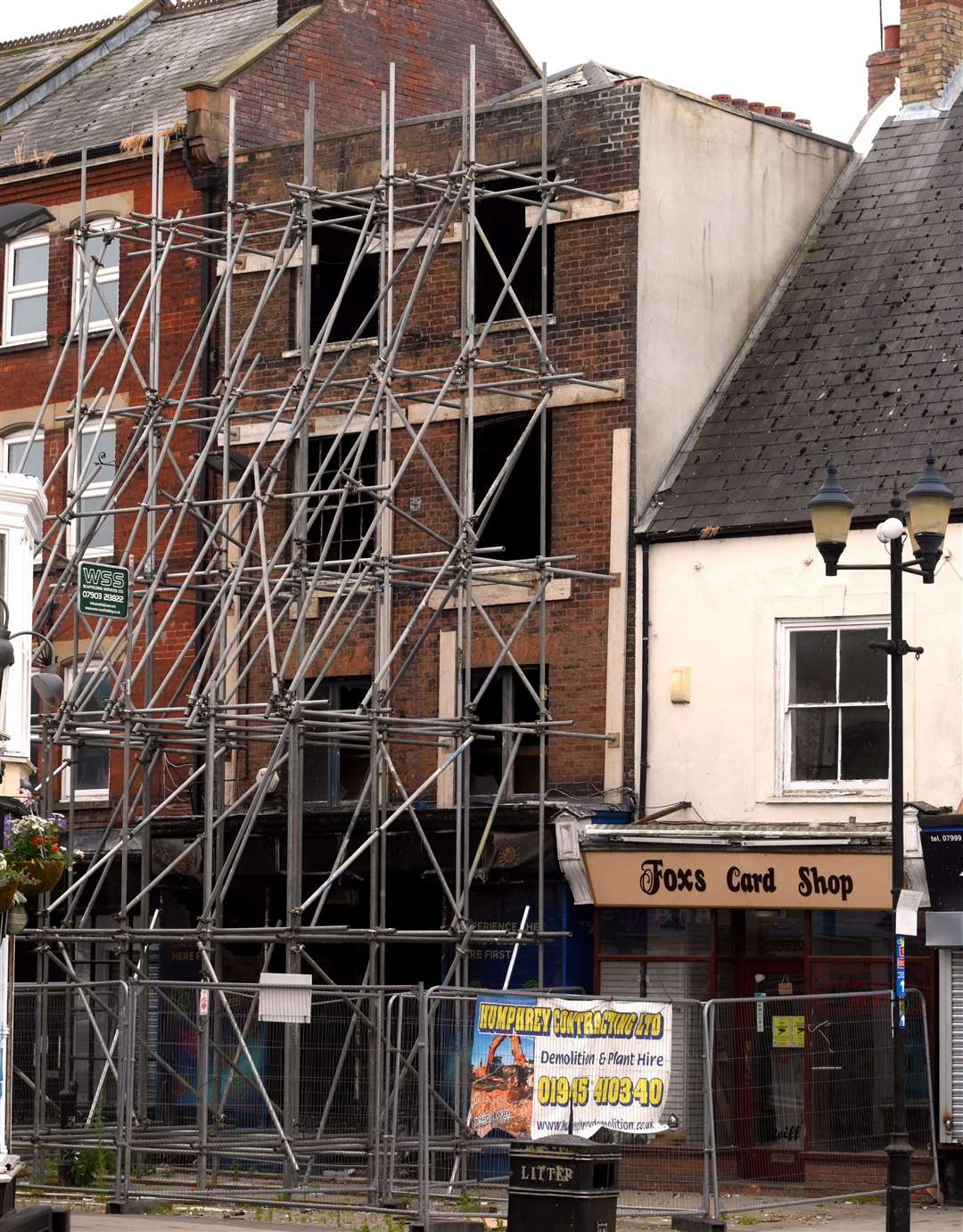 The Cashino building with scaffolding around the shop – Historic England wants it made more ‘substantial’.