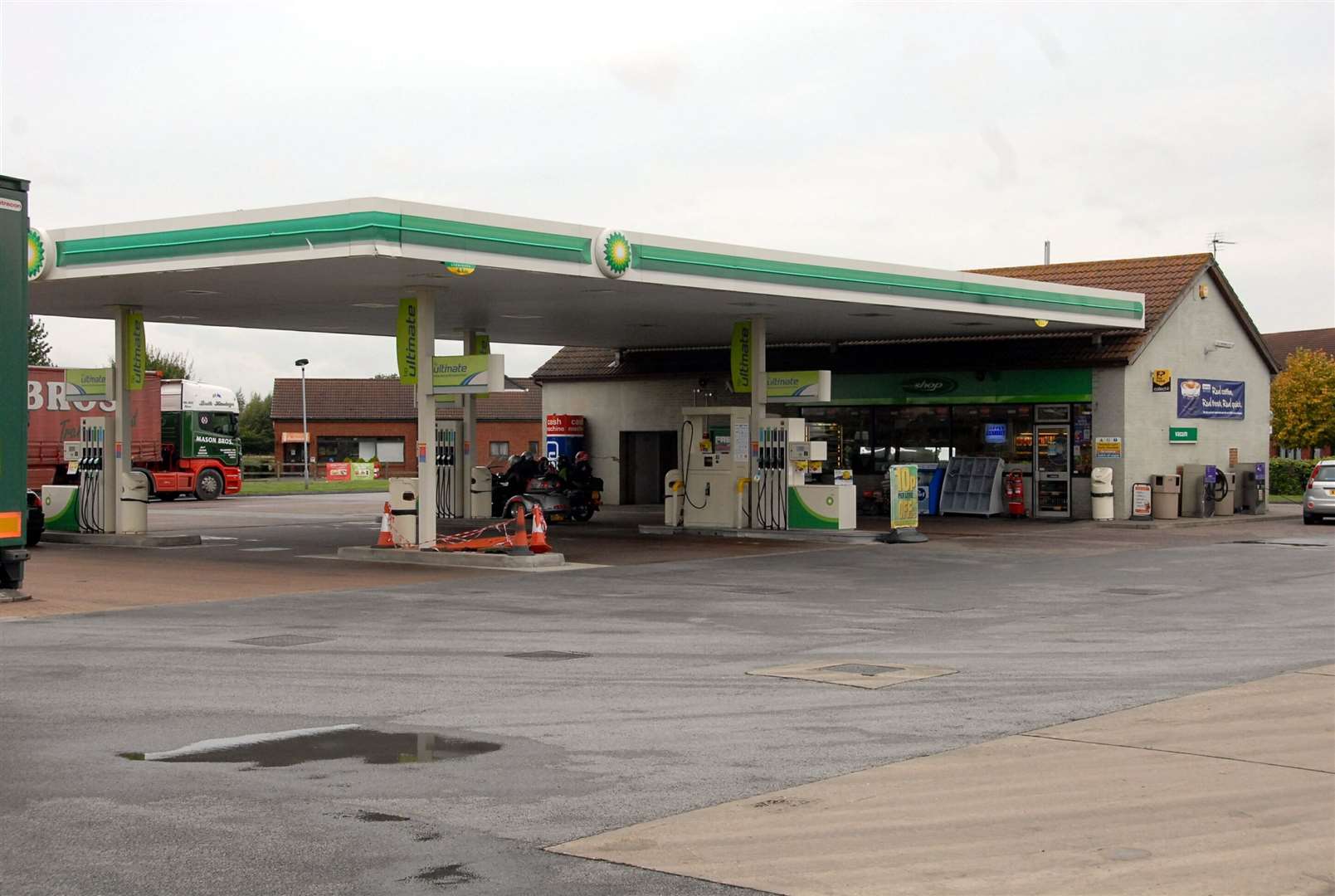 A stock picture of the BP Garage at Long Sutton