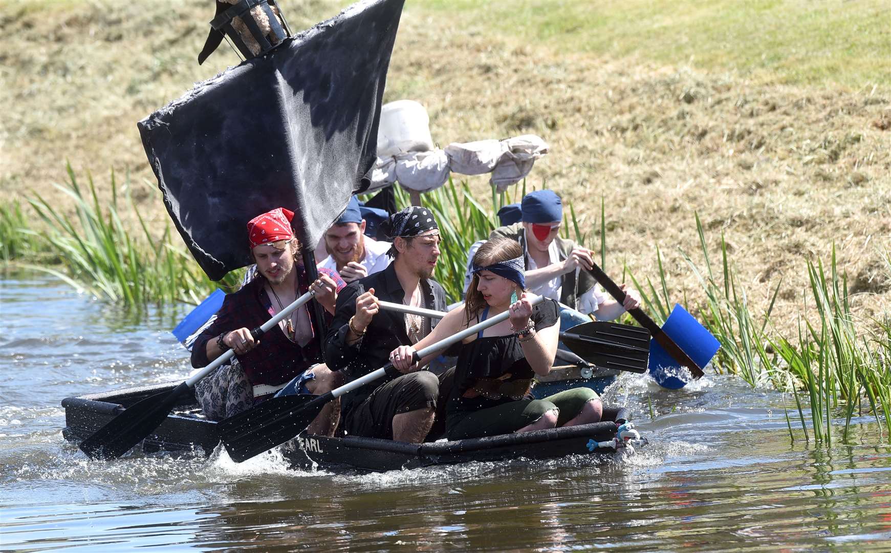 Outwell Raft Race. (11184442)