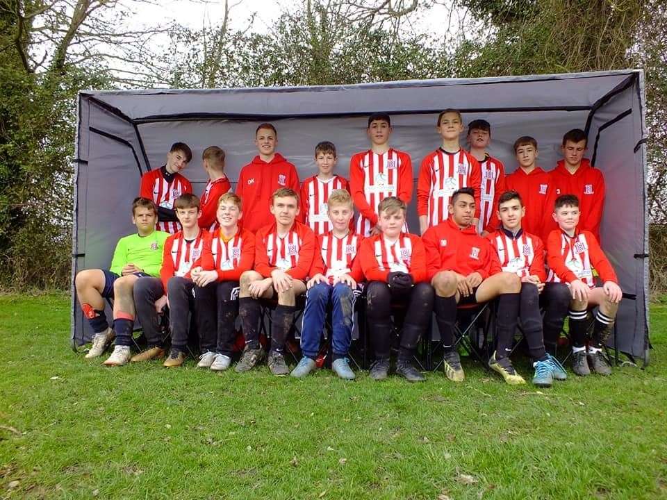 Wisbech Town Acorns under 15 dugout 5.19. (9726751)