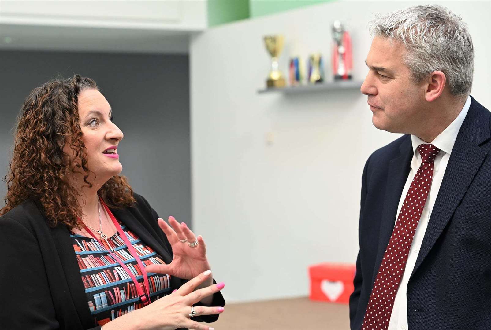 MP Steve Barclay paid a visit to the Orchards Academy in Wisbech to talk about careers. (55468189)