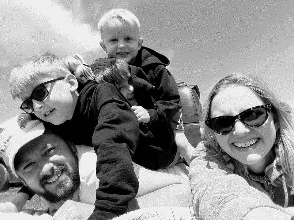 The Dodkin family. (37026150)