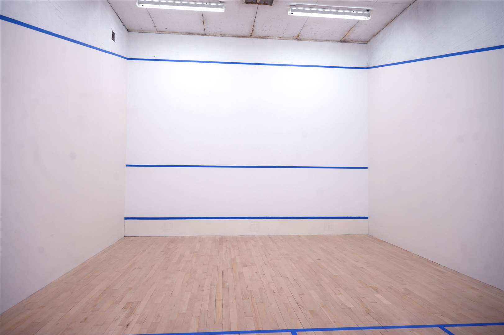 Newly refurbished Wisbech squash courts