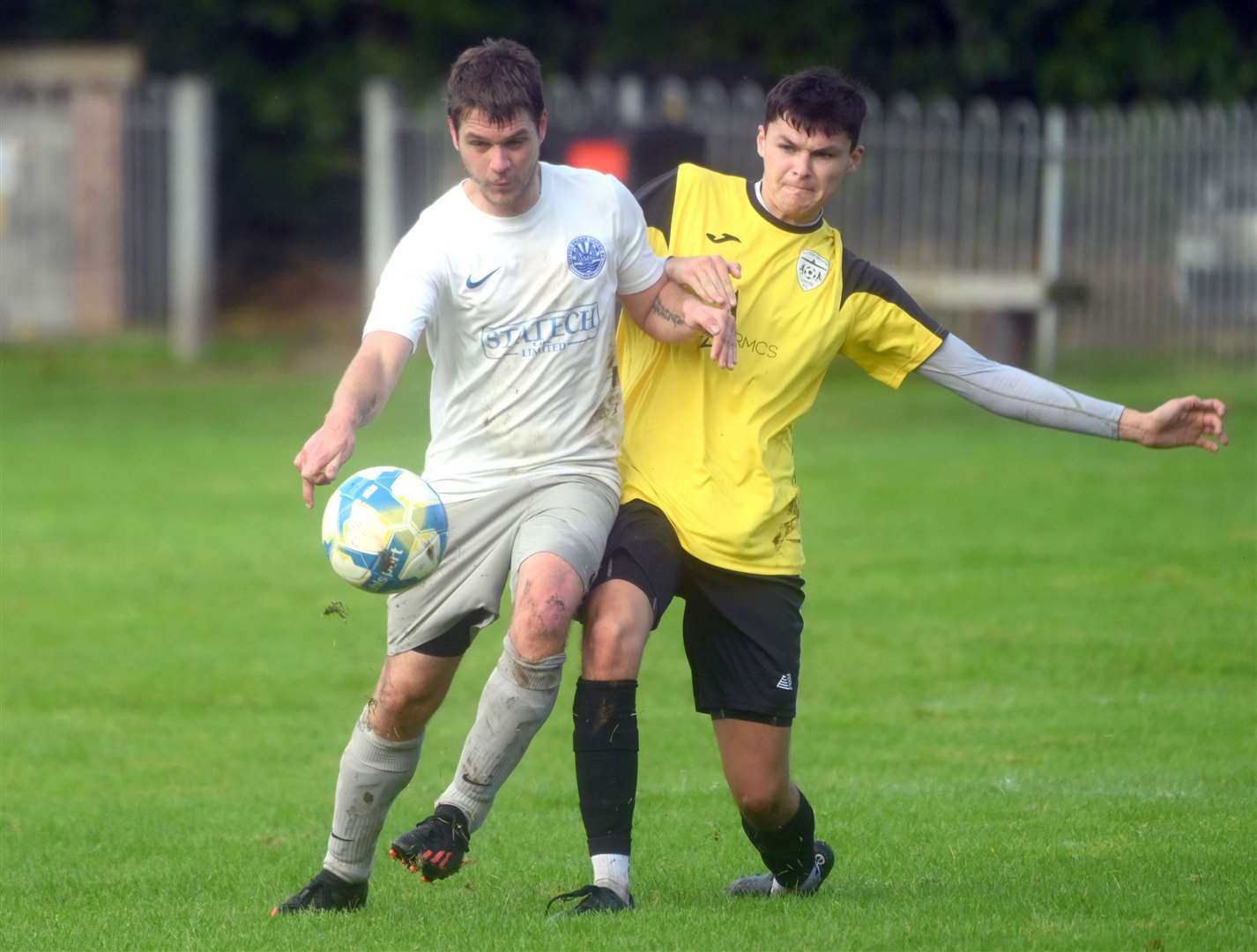 Sutton Bridge United (white) v South Lincolnshire Swifts