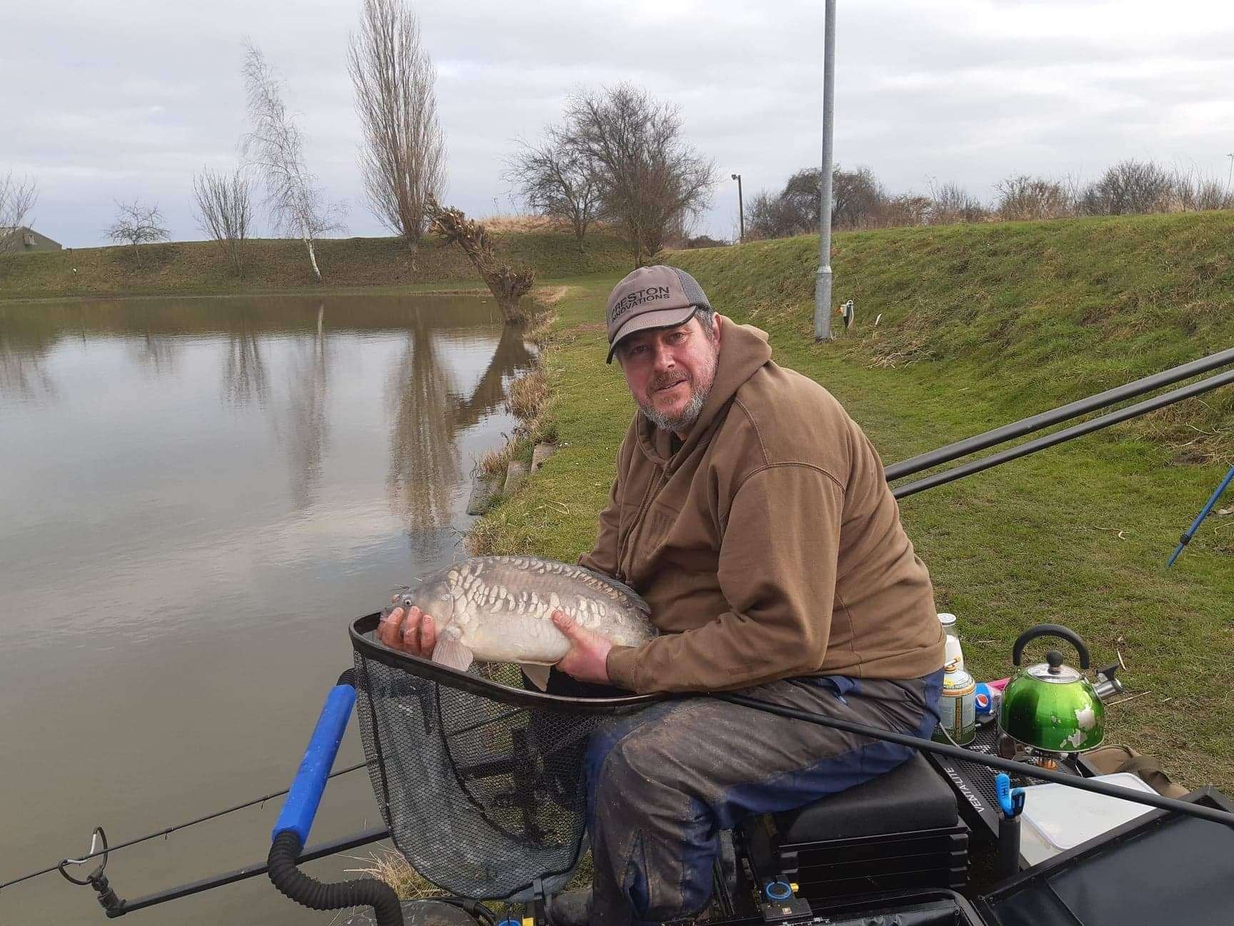 One recent visitor on a day ticket was pete marson pictured who was delighted with this fine looking carp, well done pete. (45610250)