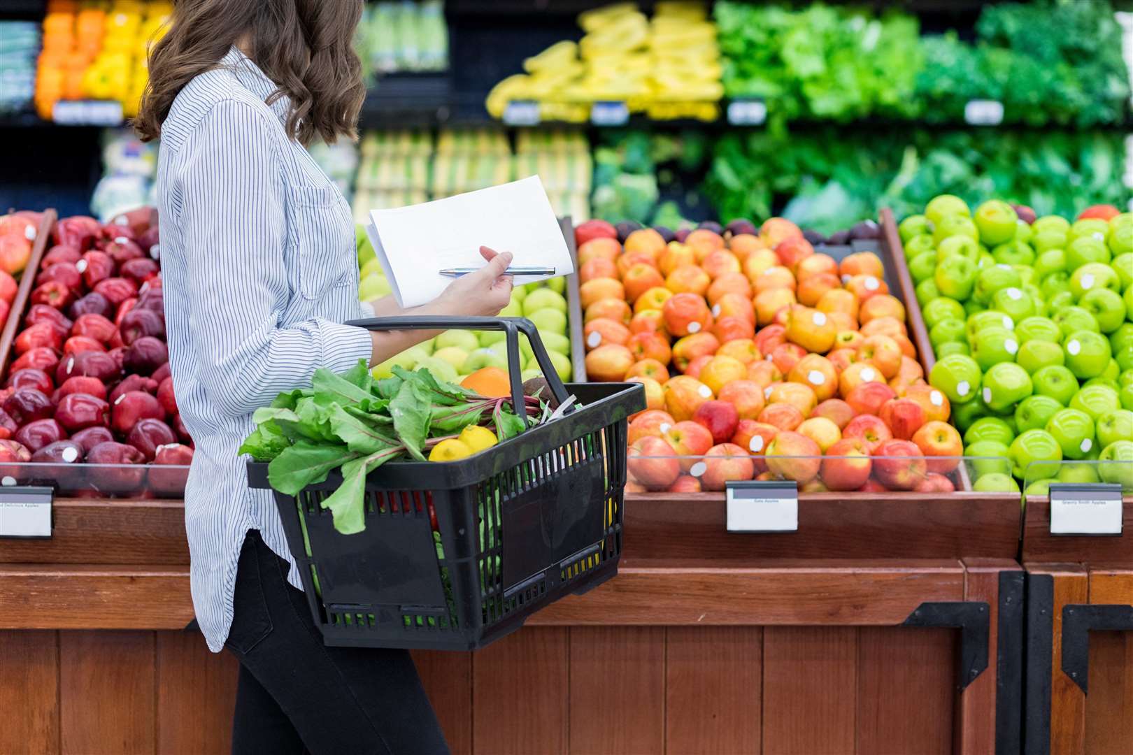 Shoppers can make food last longer by repackaging it when they get home. Photo: iStock.