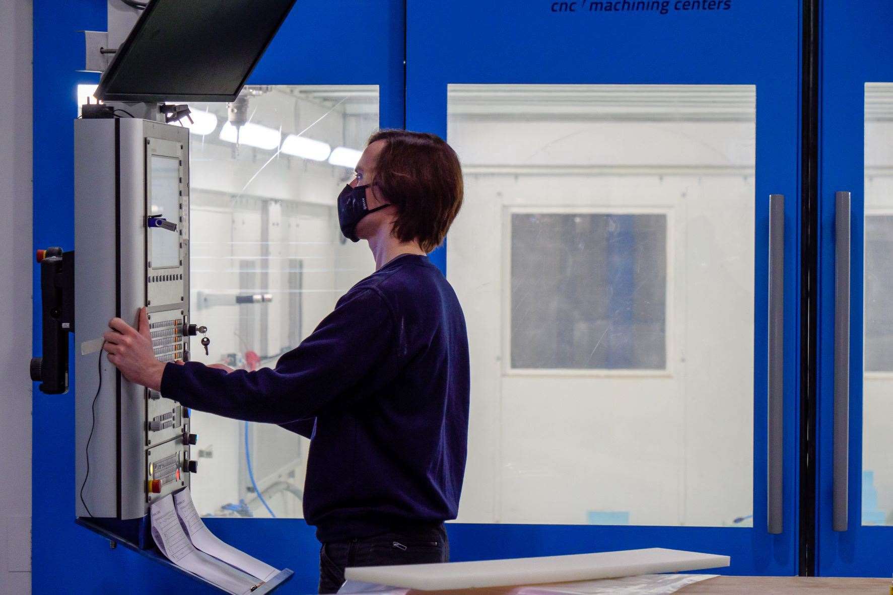 usiness Board’s Al Kingsley sees how relocated Chatteris aerospace company. Photo: Cambridgeshire & Peterborough Combined Authority. (51346459)
