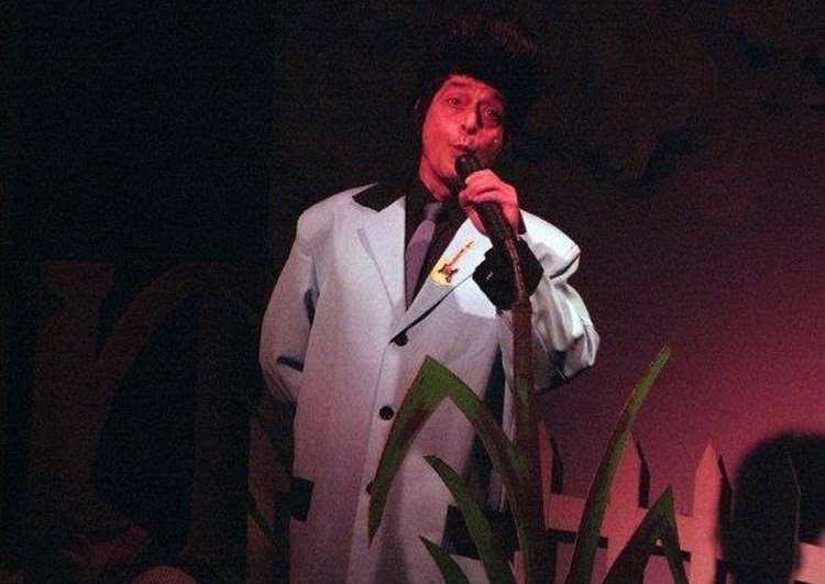 The Angles Theatre is hosting a musical extravaganza in memory of Emlyn Moment on May 26 and 27 to raise funds for a bursary set up in his name.