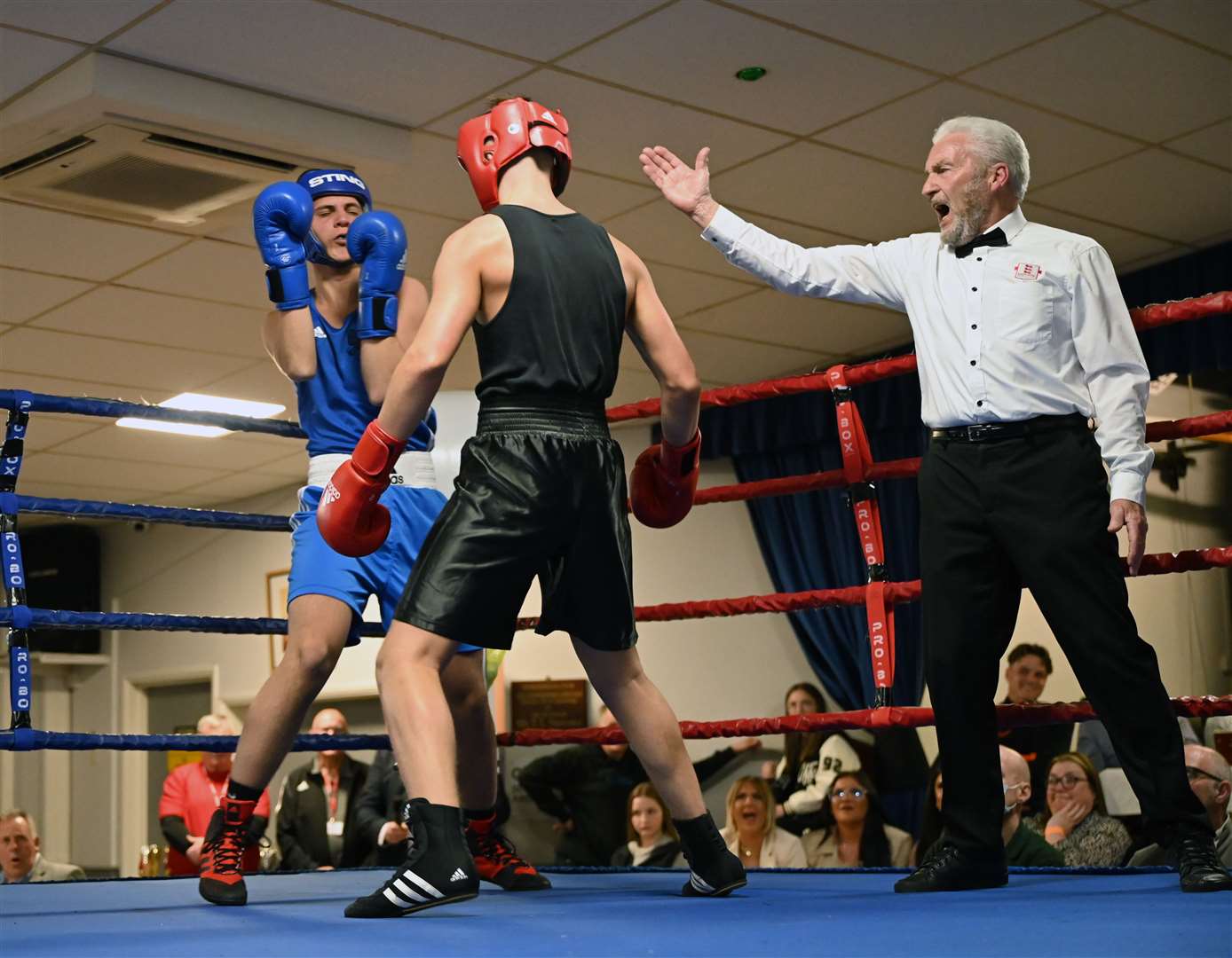 March Boxing Club evening of boxing..Harley Burrows (red) v Tyler Stapley (blue). (55848588)