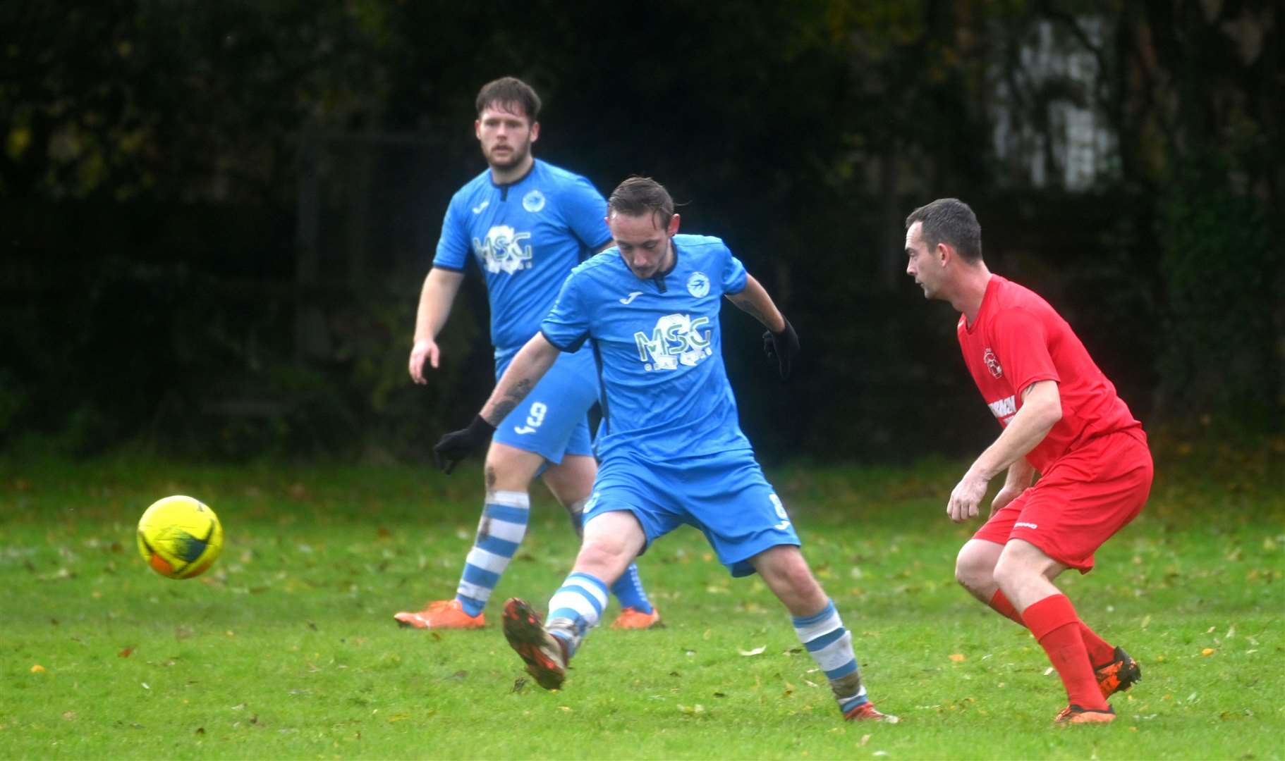 Upwell Town (red) v Outwell Swifts Reserves (blue)