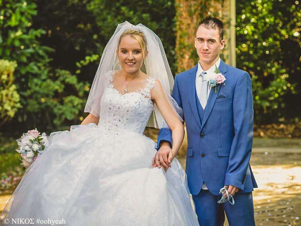 Rebecca and Lee Millard on their dream wedding day. (5503388)