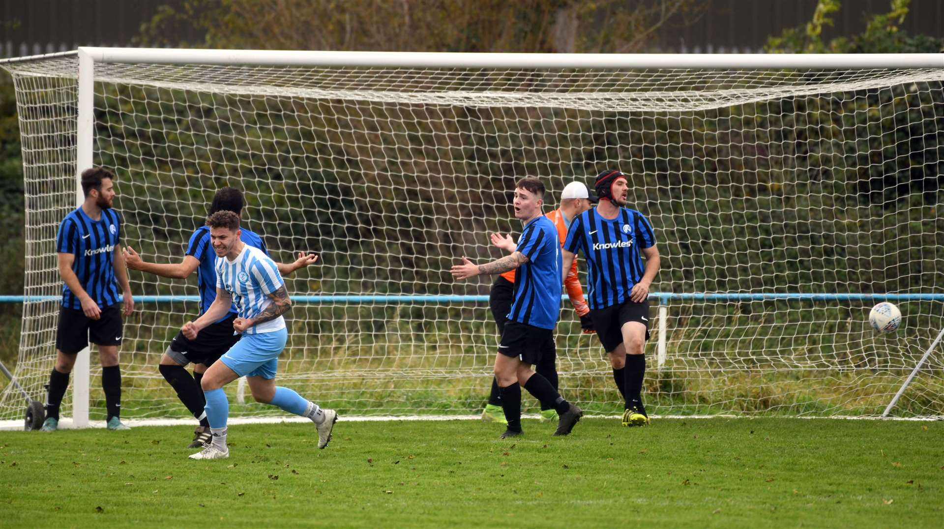 Chatteris v Wimblington Football. (52899941)